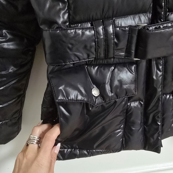 The North Face black Menlo belted puffer down jacket size S - Picture 14 of 15